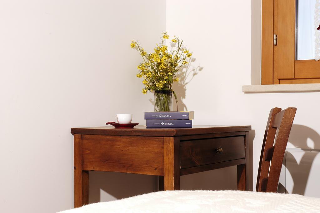 Briciola Di Sole Guest House Grottammare Room photo