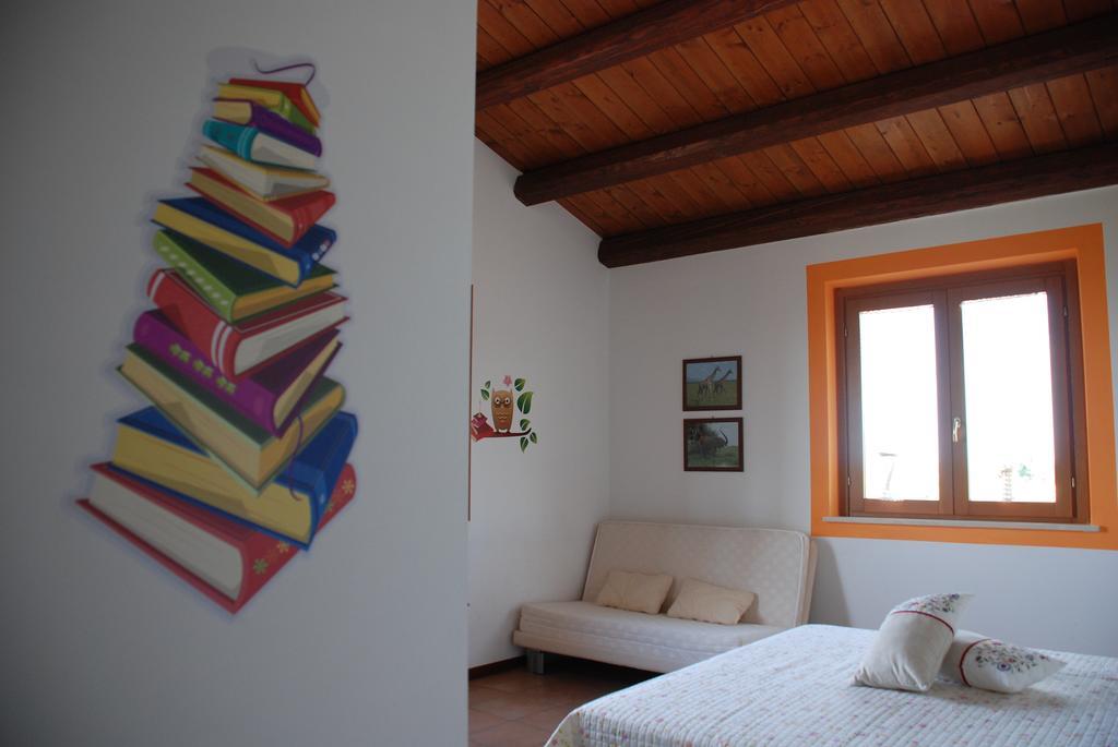 Briciola Di Sole Guest House Grottammare Room photo